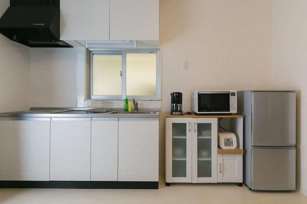 Ferienwohnung Rainbow Terrace Ginowan Exterior foto